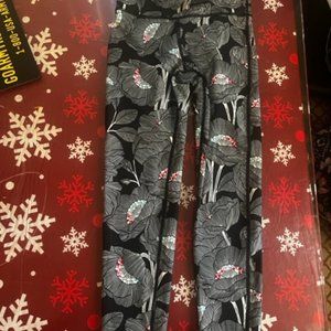 Flower exercise leggings